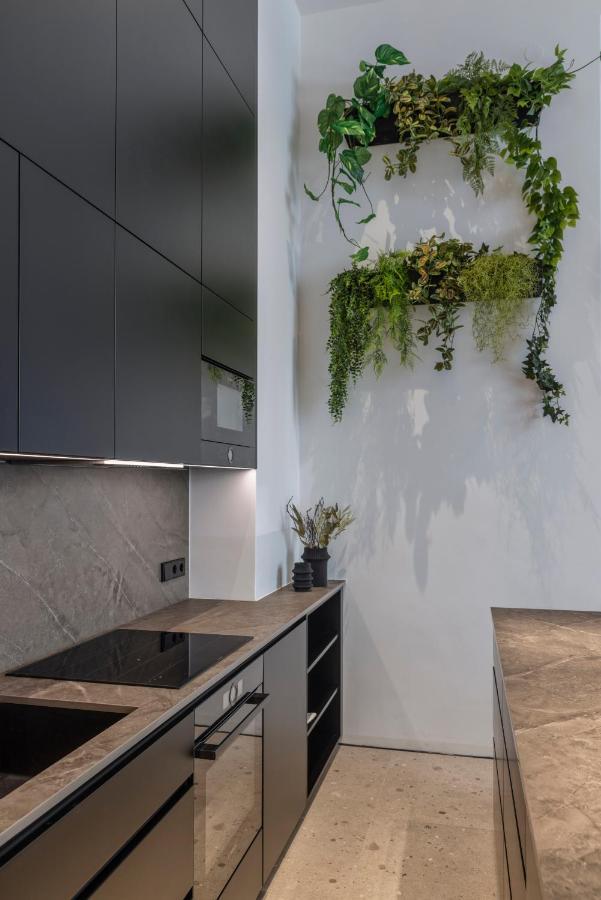 City Center Apartment Telegraph Виена Екстериор снимка